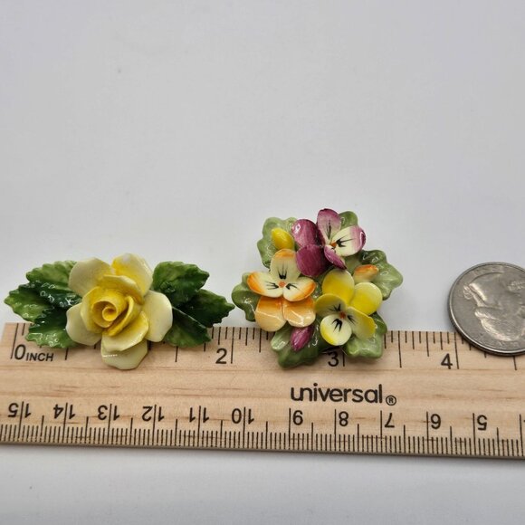 VTG Brooches Royal Doulton England Porcelain Gold Tone Bone China Floral Granny - Picture 10 of 10